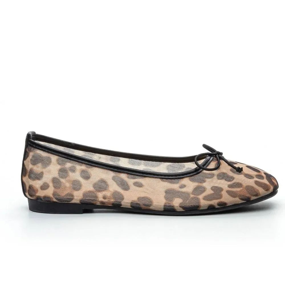 BRAND NEW ATALINA LEOPARD PTINT BALLET FLATS